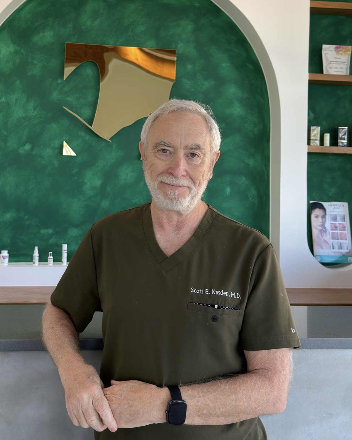 Dr. Scott E. Kasden — Medical Director, ILML Aesthetics.